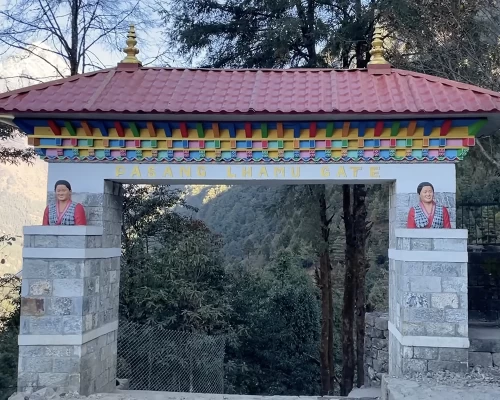 Pasang Lhamu Entrance